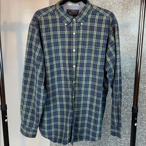 Plaid button down long sleeved shirt